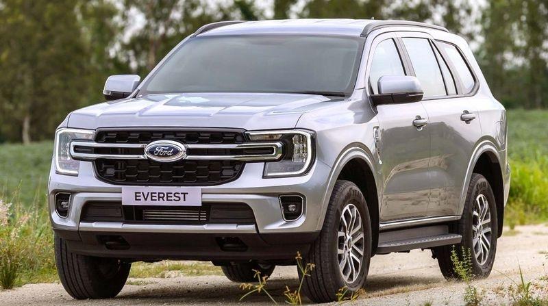 Ford Everest 2023 có thêm phiên bản Trend, giá 853 triệu đồng